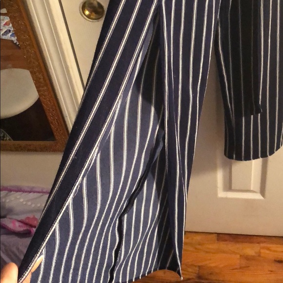 White and blue striped romper - Picture 4 of 5